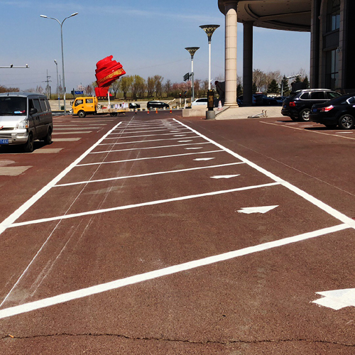 2018年哈尔滨市盛和水汇停车场标线